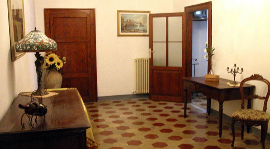 ホテル Residenza Sant'Emiliano トレビ エクステリア 写真