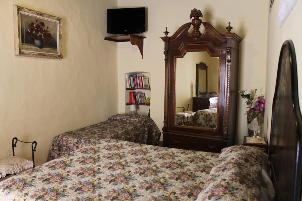 ホテル Residenza Sant'Emiliano トレビ エクステリア 写真